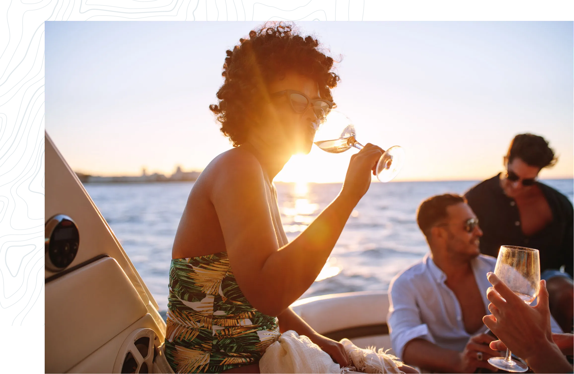How to rent a boat in four steps with Big Boat Rentals — browse, message, book, and cruise