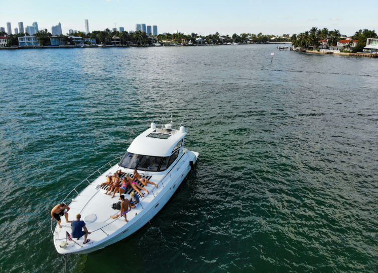 Miami about section image