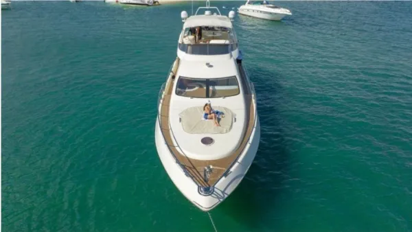 70ft Azimut available in Miami for up to 13 peoples with 1 jet ski included for one hrs. available for rental in Miami, FL