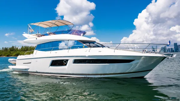 52ft Prestige — Miami boat experience on Big Boat Rentals